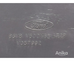 Панель обшивки каркаса ног сиденья Форд Транзит - Image 3