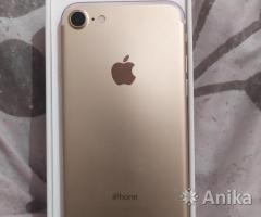 Apple iPhone 7 - Image 1