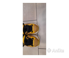 Итальянские кроссовки.  Нат. кожа.  39 размер - Image 6