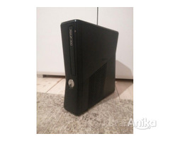 Xbox 360 kinect 2 джостика 500ГБ 70 игр - Image 2