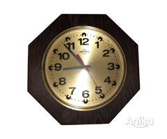 Часы настенные кварцевые METRON-002 ZN-83 Fabryka Wodomierzy i Zegarow - Image 1