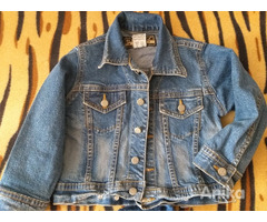 Куртки джинсовые на девочку, р.92-98-2шт, б.у, состояние новой - Image 3