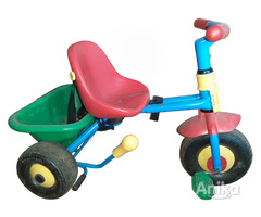 Велосипед детский трёхколёсный фирменный оригинал из Германии до 4 лет