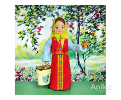 Ватная ёлочная игрушка ' Девочка с яблоками'.