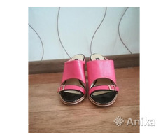 Летняя женская обувь на каблуке 35-36 размер - Image 3