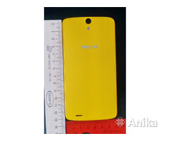 Чехол к смартфону PHILIPS Xenium V387, новый, жёлтый, оригинал